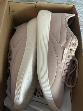 Reebok Women's Blush Pink Low-Top Sneakers with Off-White Soles